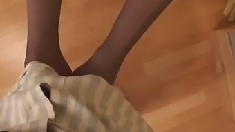 German Hausfrau Gives Oral Pleasure And Receives Facial Finish